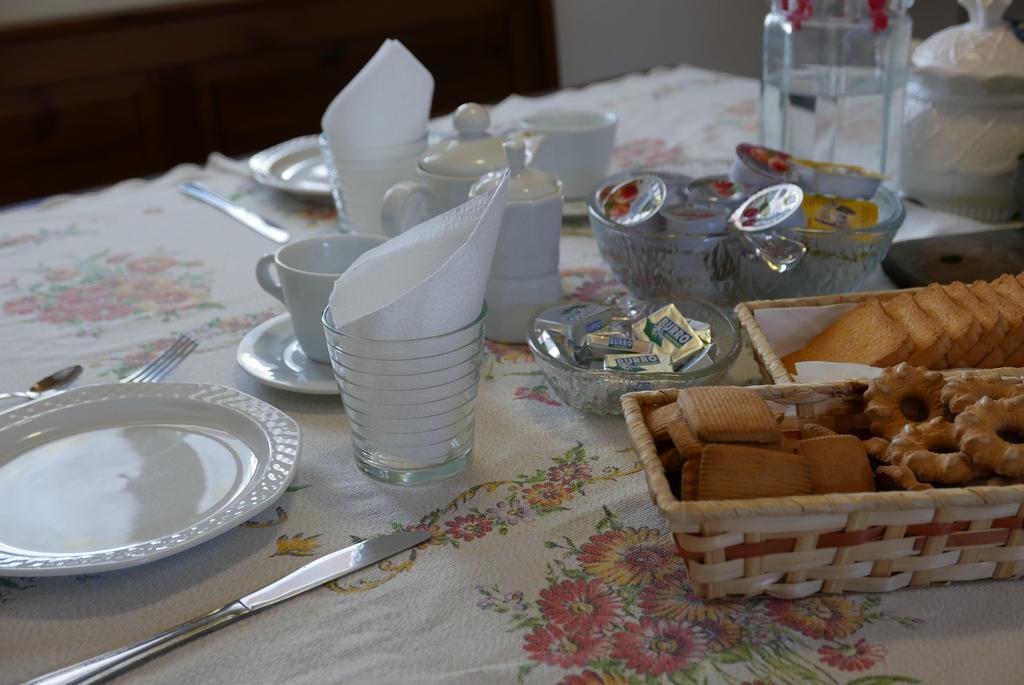 Ai Tre Portoni Bed and Breakfast Trente Buitenkant foto