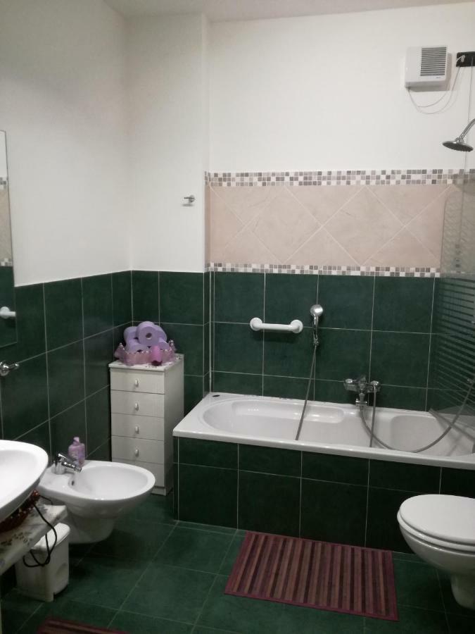 Ai Tre Portoni Bed and Breakfast Trente Buitenkant foto